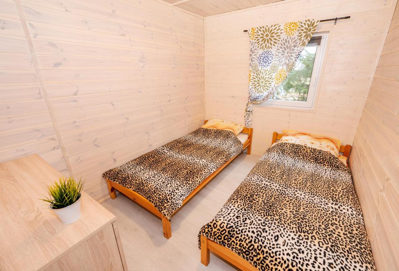 Przyjazna Osada - Domki I Apartamenty Ujście-Darłowskie Exterior foto